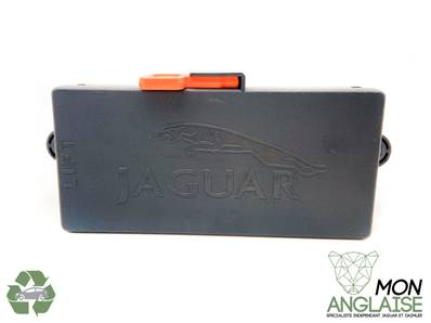 Boîte à fusible auxiliaire avec couvercle / Jaguar XJS 6 Cyl. - V12 de 1992 à 1996