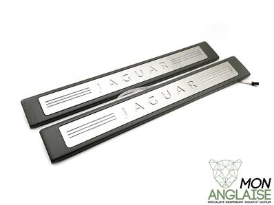 Kit marche pied illuminé Oyster Jaguar XF 4 Cyl. - V6 - V8 de 2008 à 2015