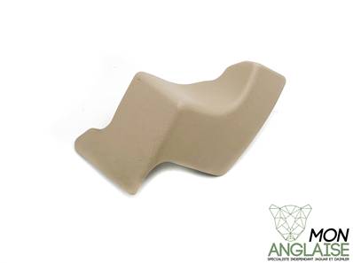 Finition d'embout de siège avant gauche / Jaguar S-Type V6 - V8 Essence de 1999 à 2002