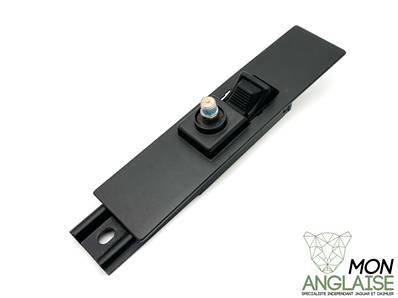 Ancrage de ceinture réglable / Jaguar XJ40 de 1990.5 à 1994.5